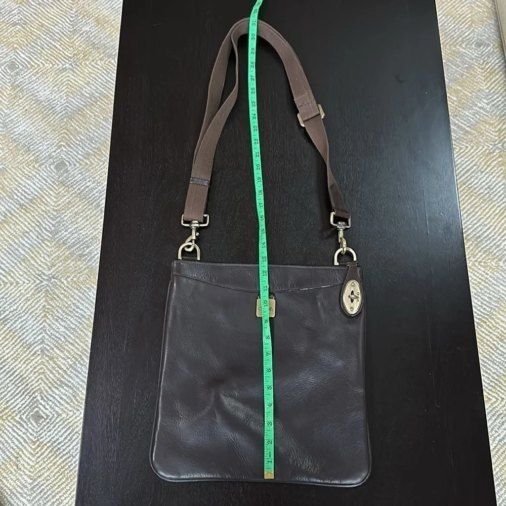CLAVA chocolate brown leather turn lock crossbody bag
